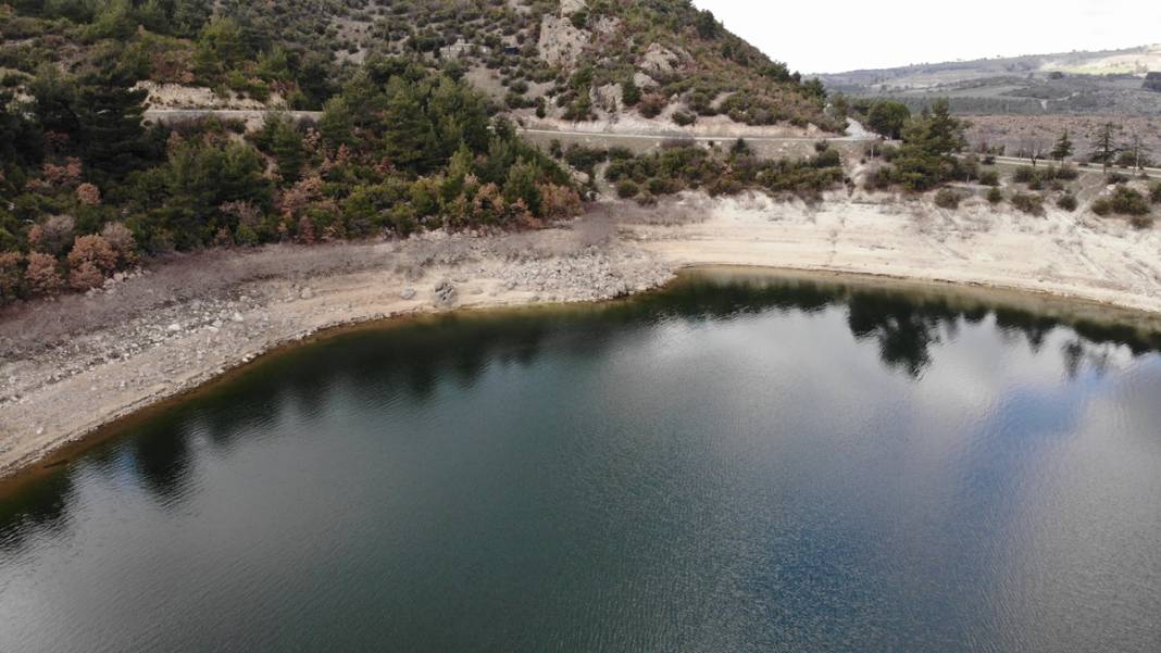 O ilde su yasağı başladı: Ağır cezası var! Barajlar boş kalınca belediye su kullanımına kısıtlama getirdi 23